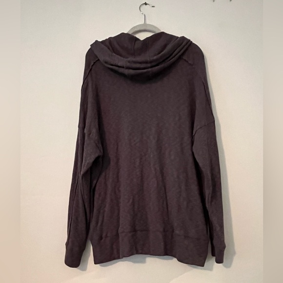 Gibsonlook Raglan Hoodie - Picture 5 of 10